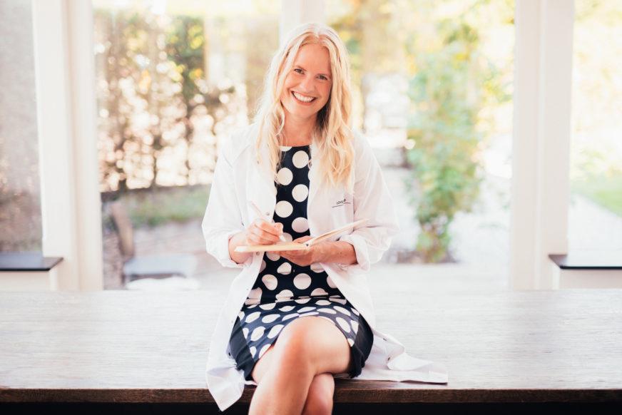 5 redenen om je deodorant met aluminium de deur uit te doen Loveli