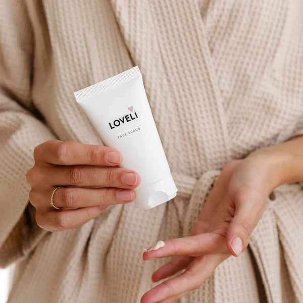 Loveli Face scrub 50 ml