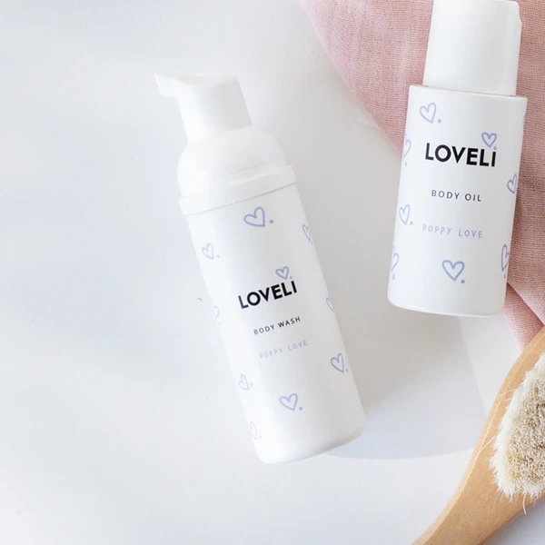 Loveli Body wash Poppy Love travel